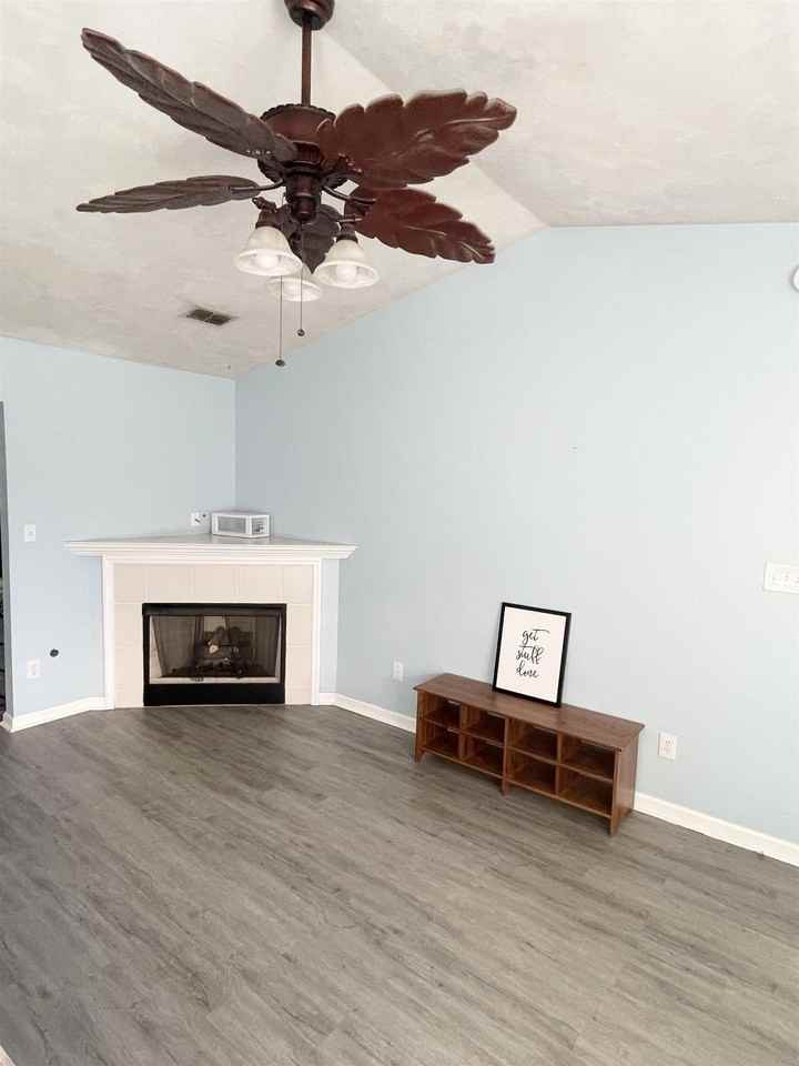 4112 Mission Trace Blvd - Photo 5 of 19