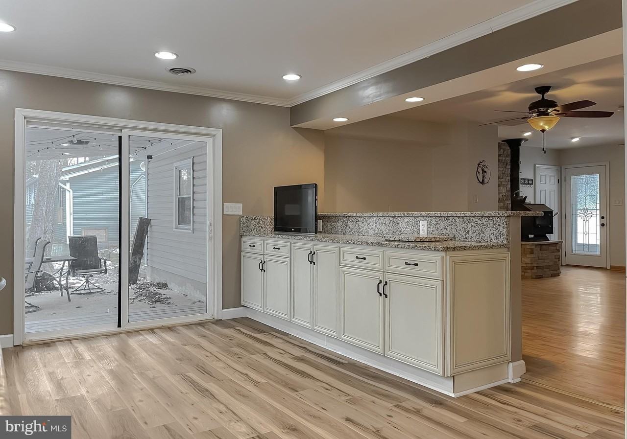 39848 Cathy Cir - Photo 6 of 41