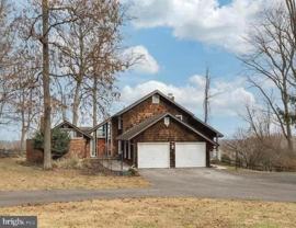 1104 Tinkerhill Ln - Photo 1 of 1