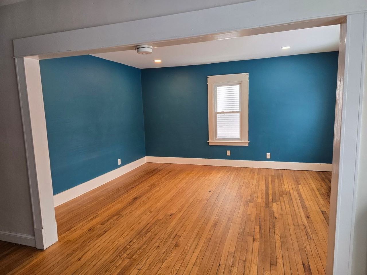 49 Royal St - Photo 5 of 14