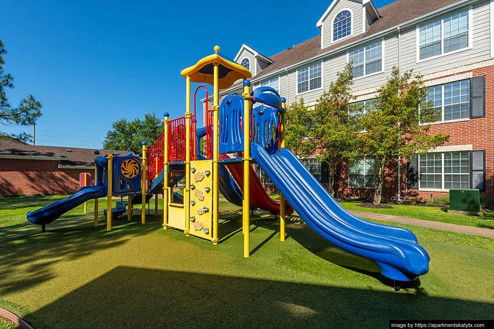 2855 Commercial Center Boulevard - Photo 2 of 13