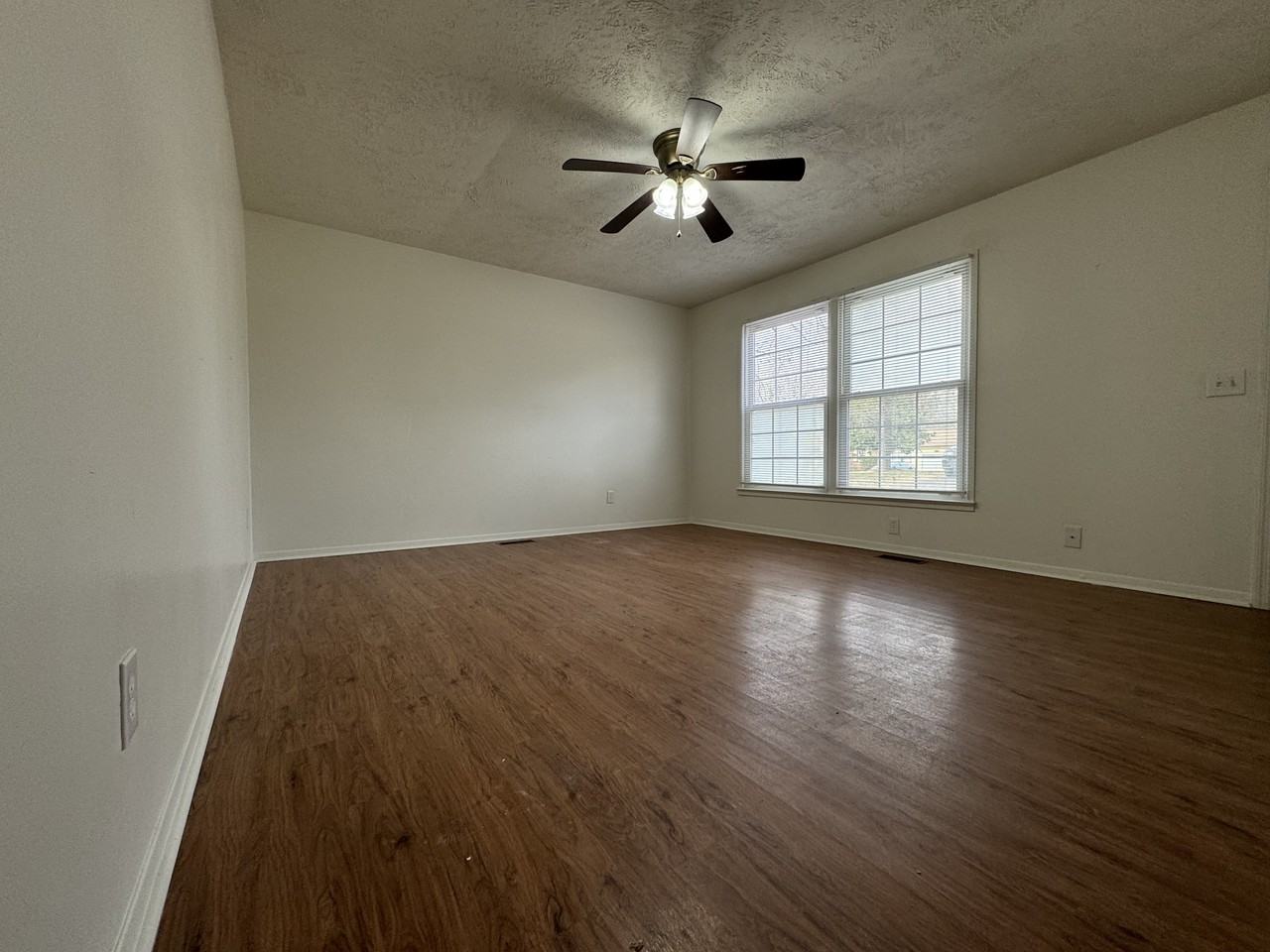 5656 Chancellorsville Drive Northwest - Photo 5 of 26