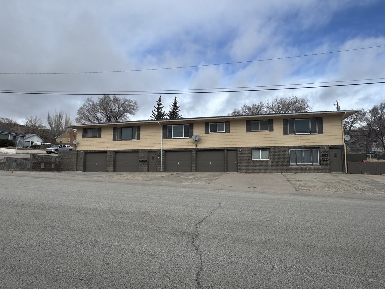 917 Alder St #2 - Photo 2 of 11