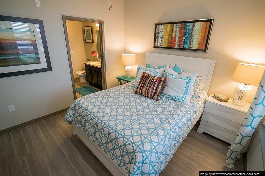 5751 Greenhouse Road - Photo 5 of 10