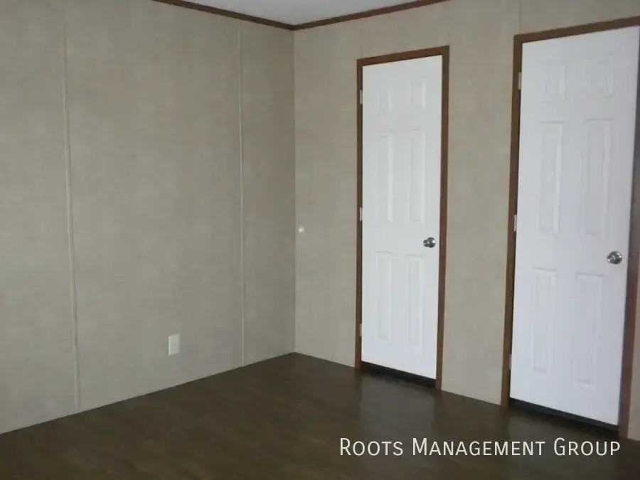 710 Holmes Dr #193 - Photo 6 of 17