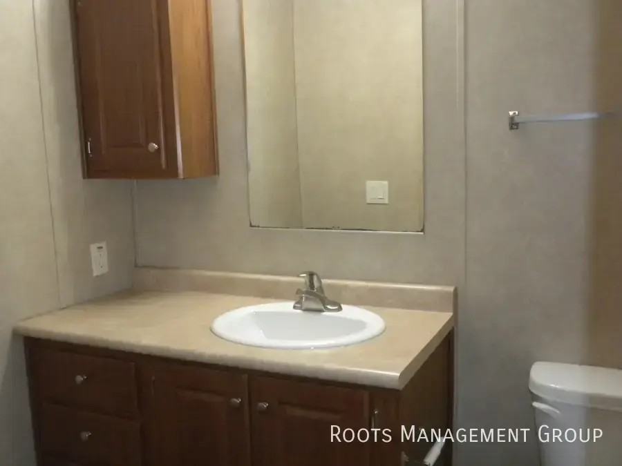 710 Holmes Dr #193 - Photo 7 of 17