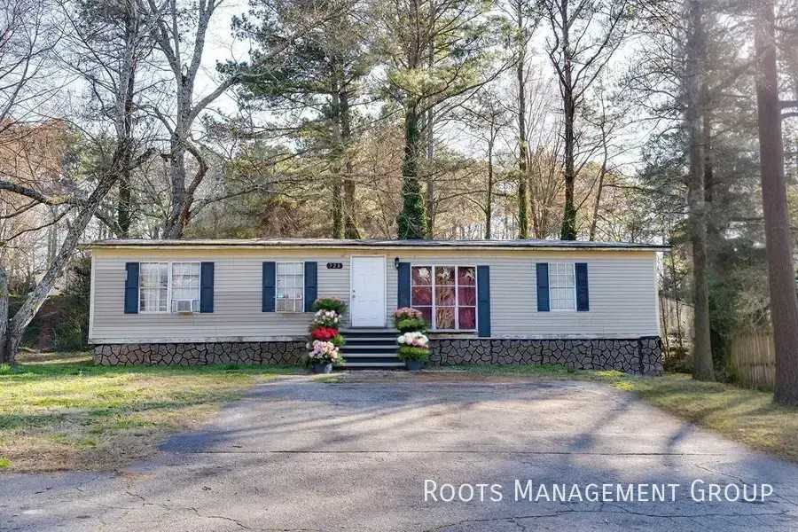 719 Hillside Dr #719 - Photo 5 of 9