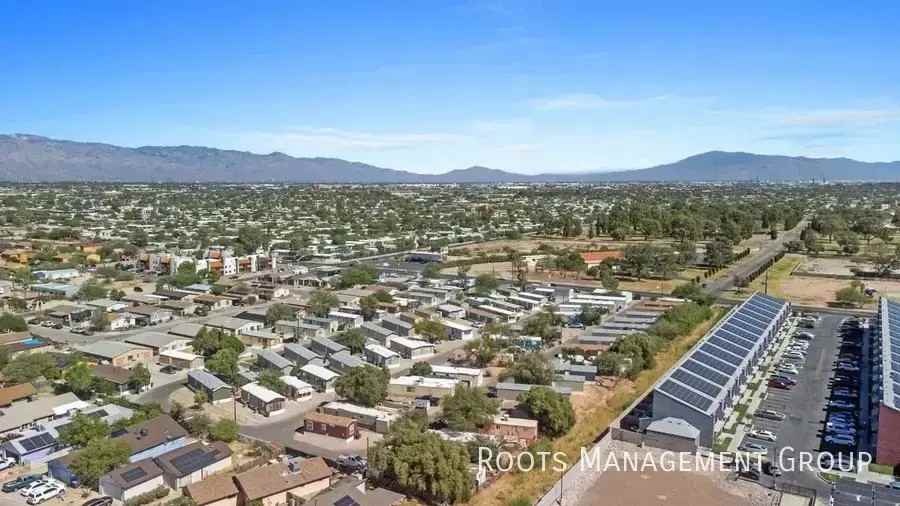 5344 S Park Ave #5 - Photo 7 of 30