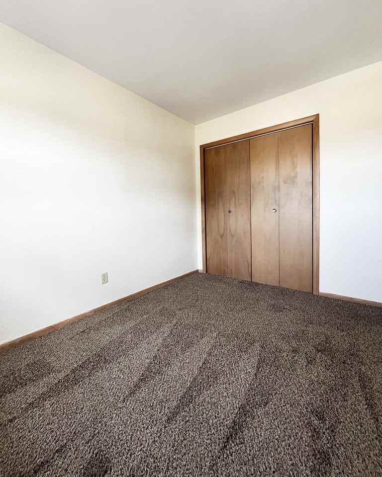 Hilltop North & South - Photo 5 of 11