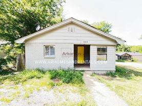 4423 W Charles Bussey Ave - Photo 1 of 1