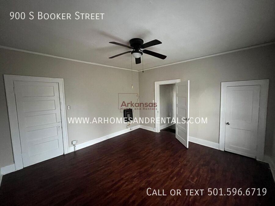 900 Booker St - Photo 7 of 9