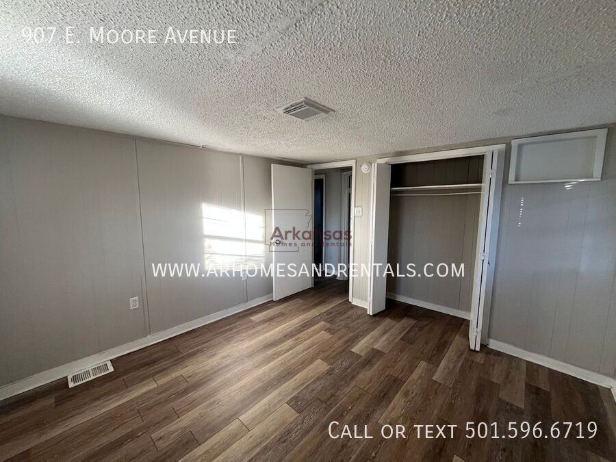 907 E Moore Ave - Photo 6 of 12