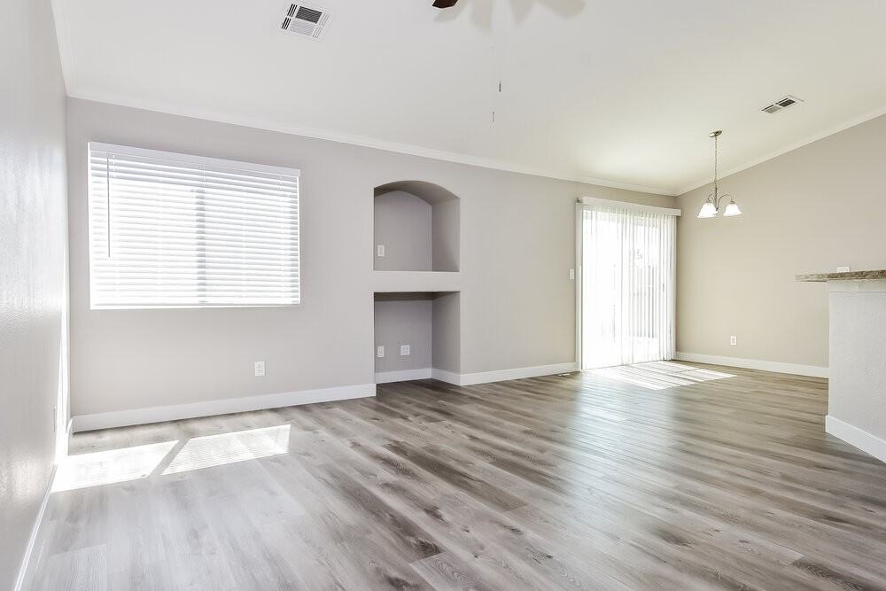 3917 Herblinda Ln - Photo 3 of 16