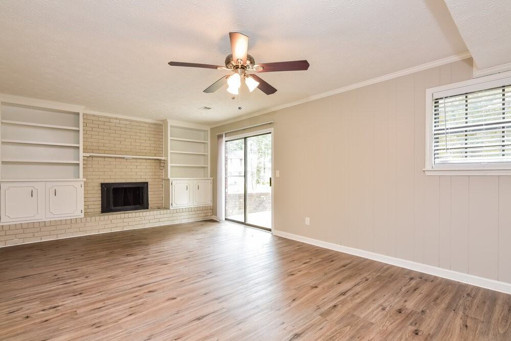 6682 Cameron Rd - Photo 4 of 17