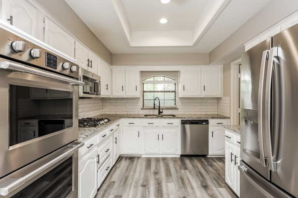 608 Wisterglen Dr - Photo 6 of 15