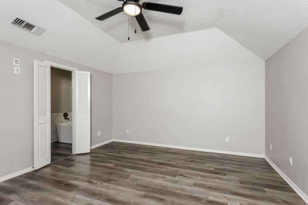 608 Wisterglen Dr - Photo 7 of 15