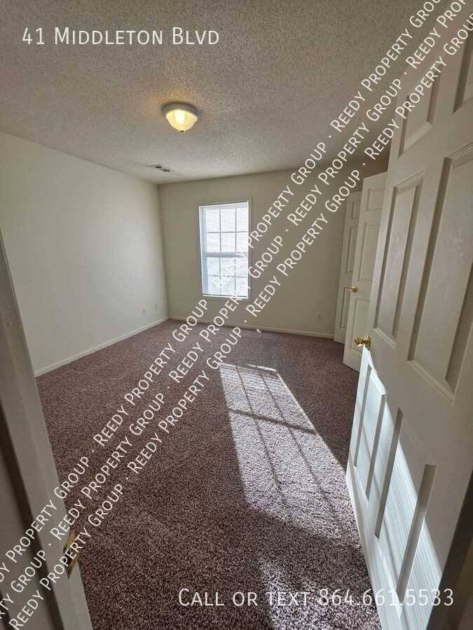 41 Middleton Blvd - Photo 5 of 7