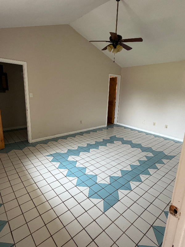 531 Woodland Dr - Photo 2 of 12