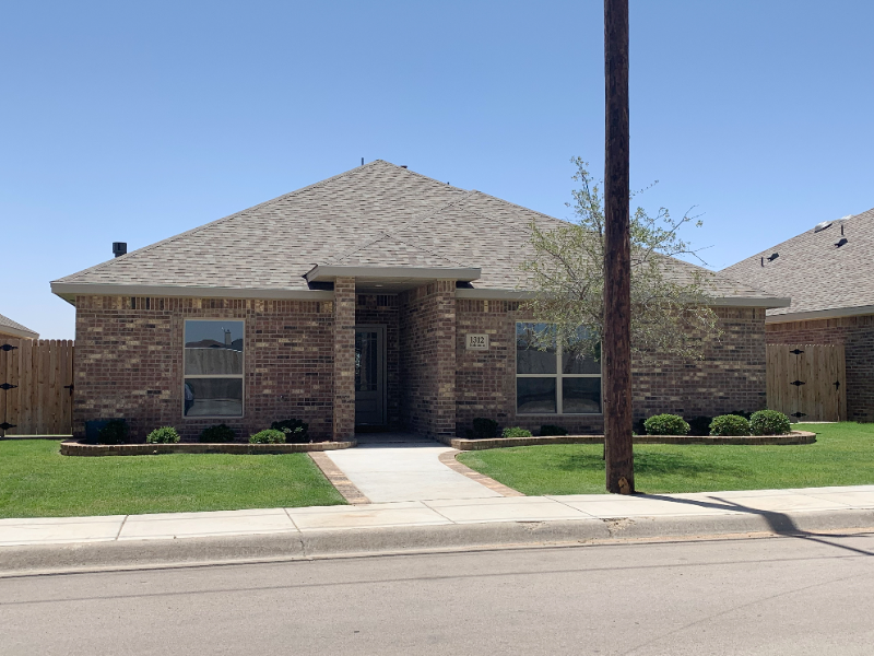 1312 Solomon Ln - Photo 3 of 20