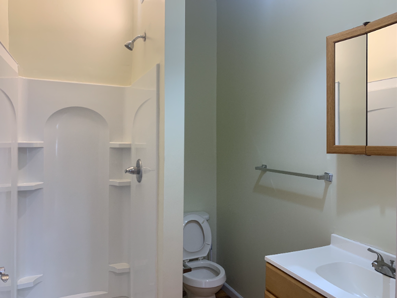 1415 Kemper St - Photo 3 of 6