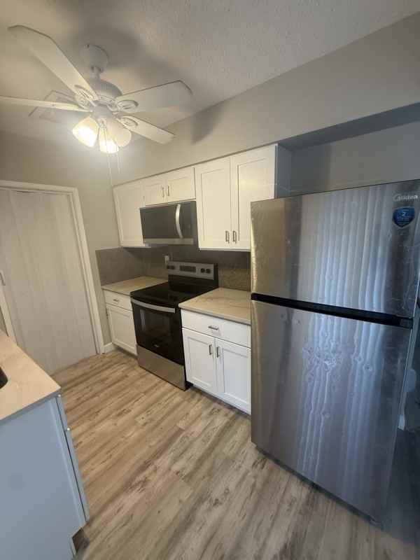 1641 Nw 1st Ave - Photo 4 of 20