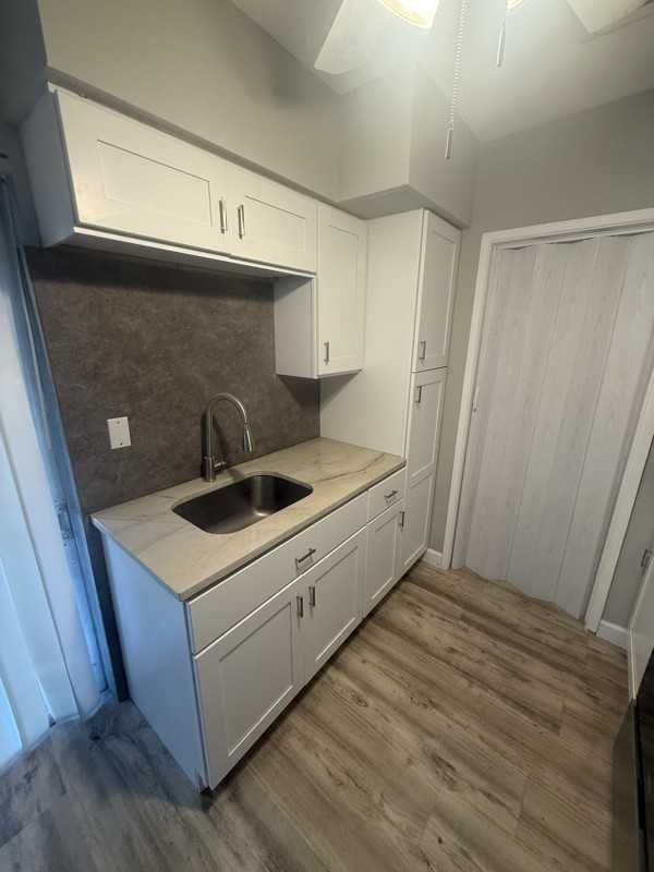 1641 Nw 1st Ave - Photo 5 of 20