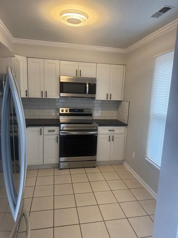 8412 Rust Wood Pl - Photo 5 of 27