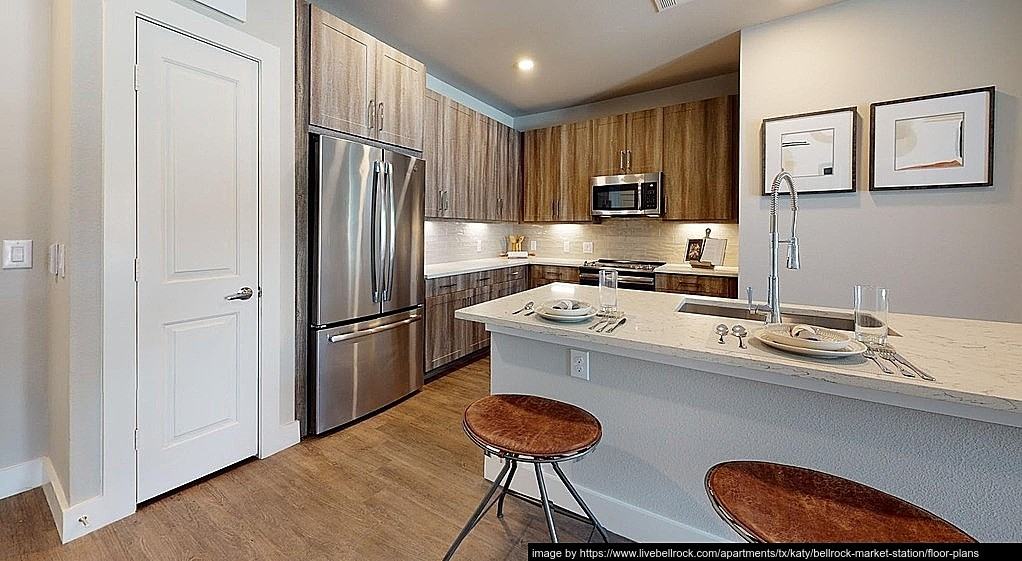 24002 Colonial Parkway - Photo 6 of 10