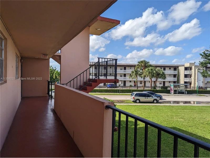 19001 Neave , - Photo 5 of 6