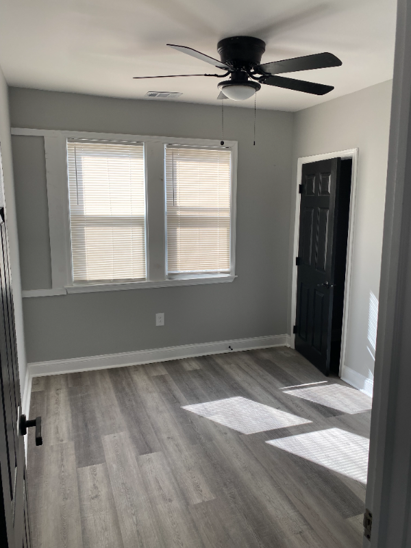 4310 Ridgewood Ave - Photo 2 of 14