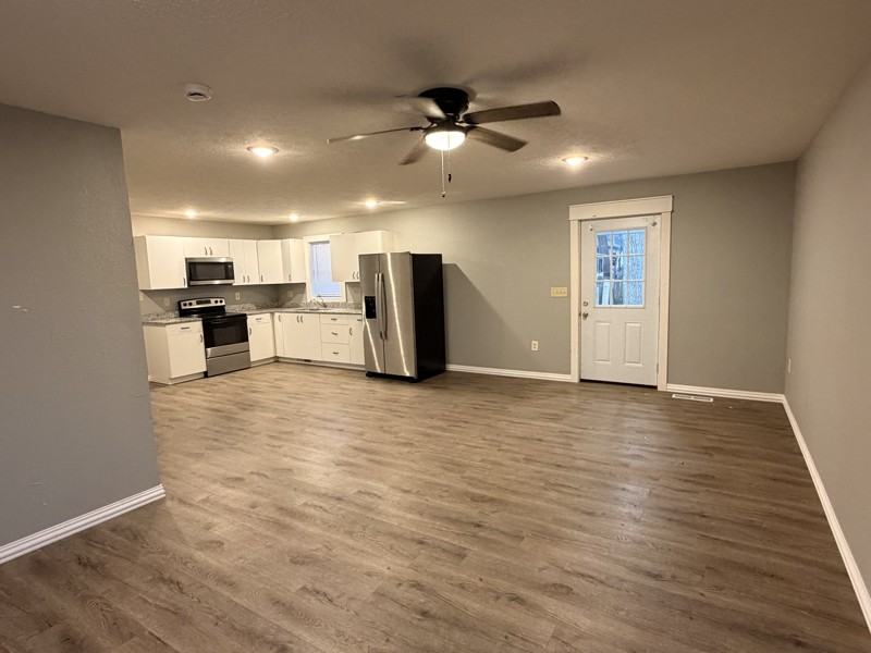 1026 N 9th St - Photo 2 of 9