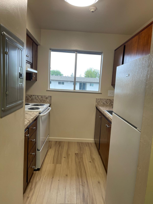 7397 Boris Ct #7 - Photo 6 of 11