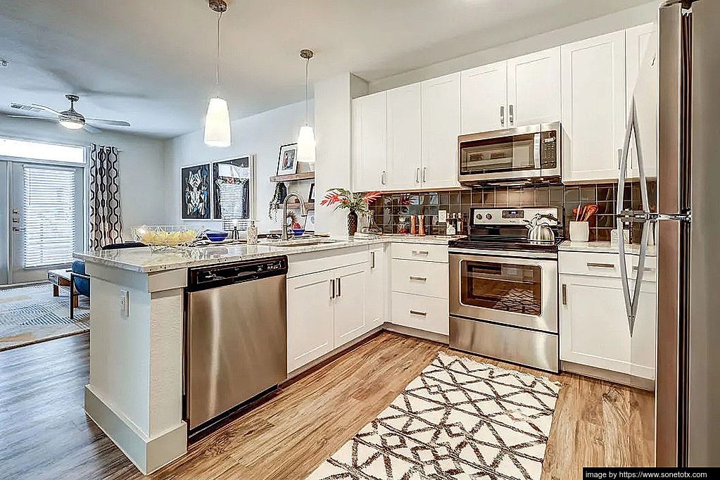 23615 Western Centre Drive - Photo 6 of 16