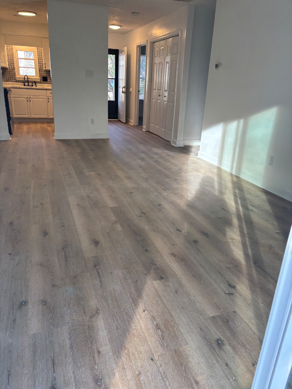 3704 Pine Knoll Dr - Photo 4 of 17