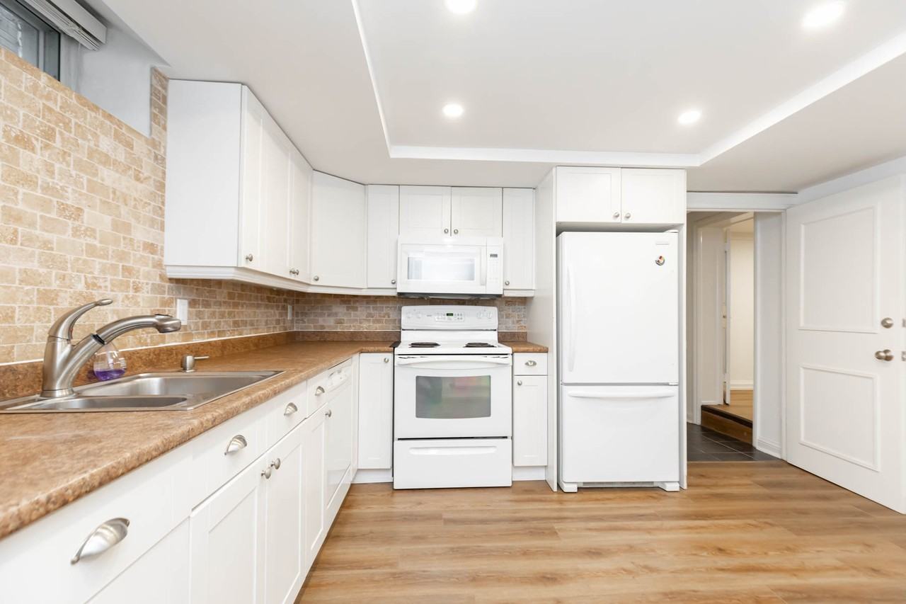 6 Glen Edyth Drive - Photo 3 of 21