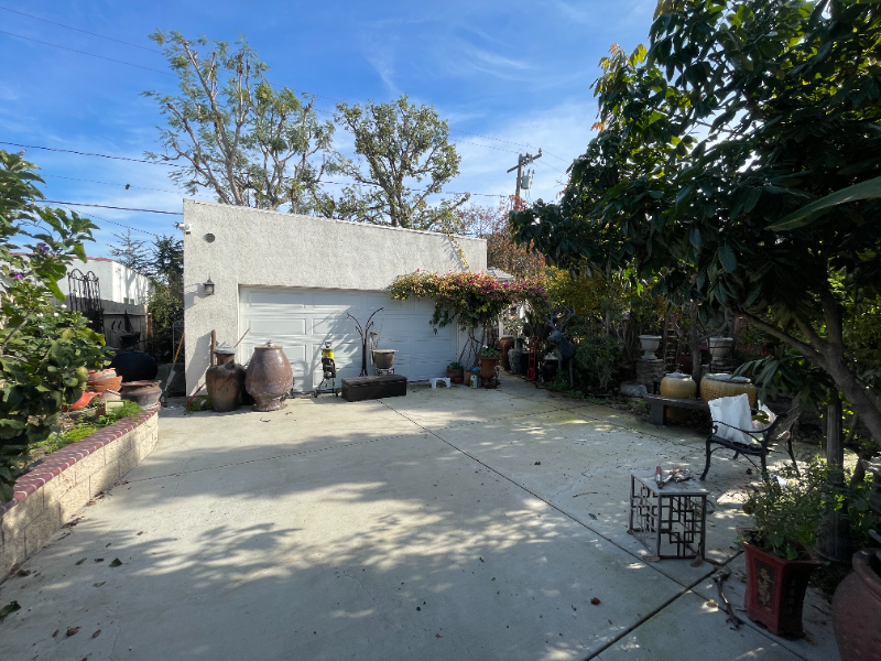 1311 S Ross St - Photo 6 of 15