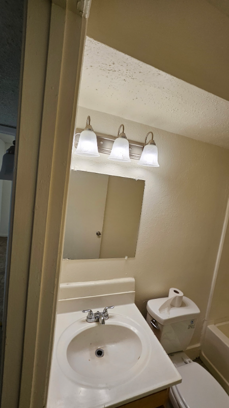 429 S Backer Ave #104 - Photo 7 of 13