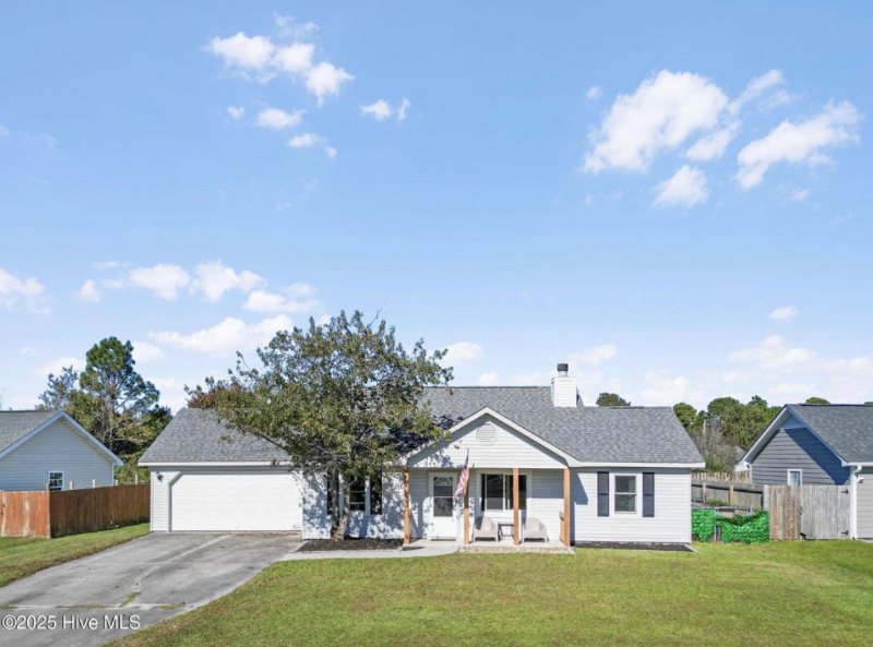 113 Parnell Rd - Photo 2 of 13