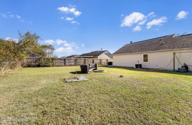 113 Parnell Rd - Photo 3 of 13