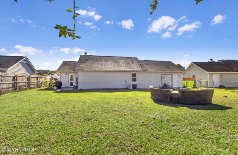 113 Parnell Rd - Photo 5 of 13