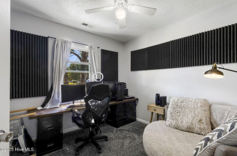 113 Parnell Rd - Photo 6 of 13