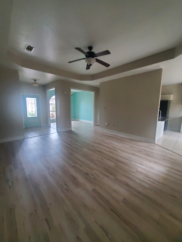 1061 Gage Dr - Photo 3 of 14