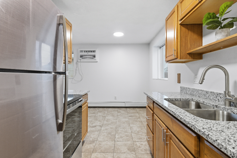 1100 69th Ave N #102 - Photo 3 of 20