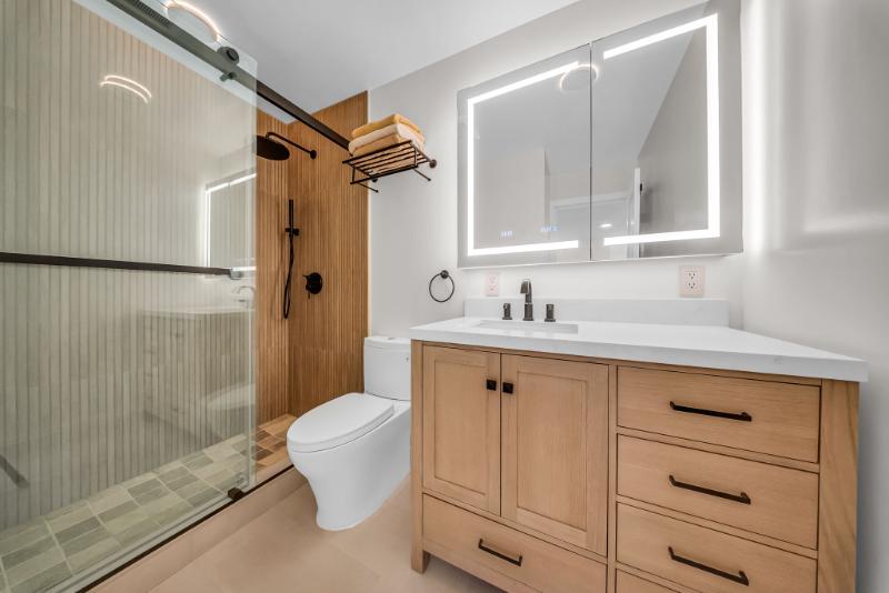 232 Eden Roc - Photo 7 of 20