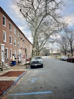 featured image of 919 Gray St