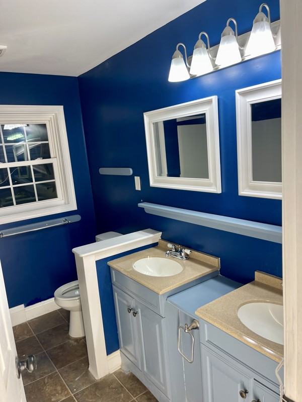 919 Gray St - Photo 5 of 15