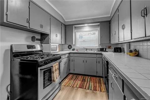 60 Maple St #1 - Photo 2 of 10