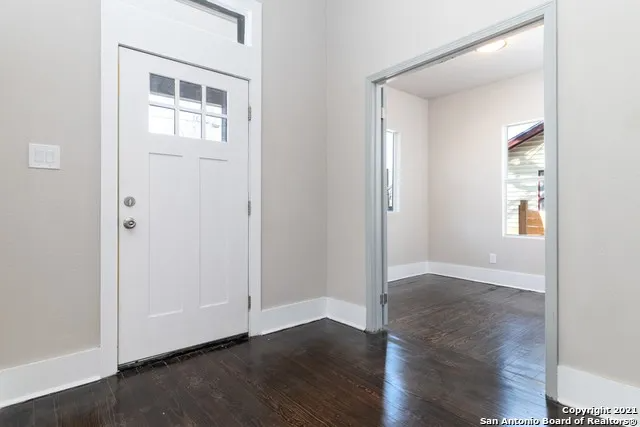 134 Paul St - Photo 2 of 15