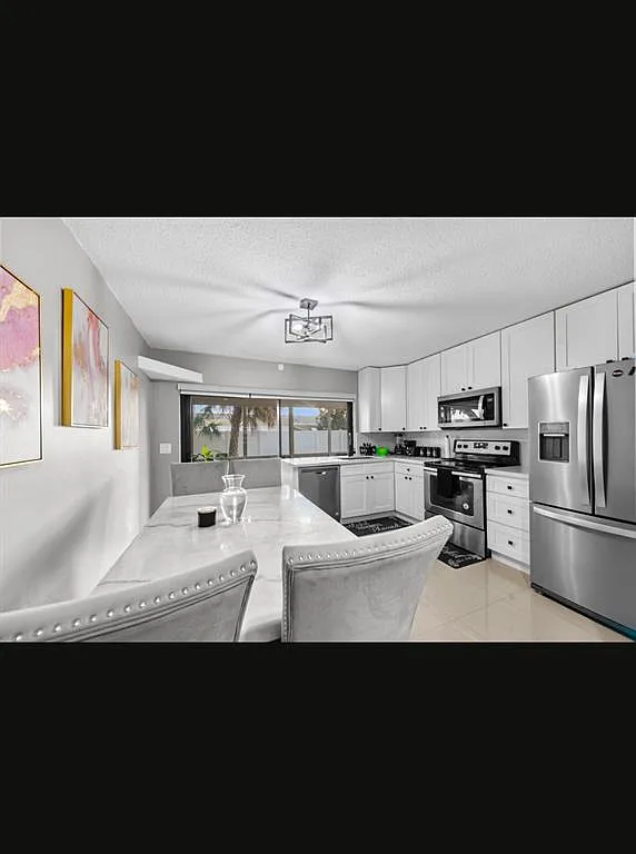 5404 Nw 25th Ave - Photo 2 of 11
