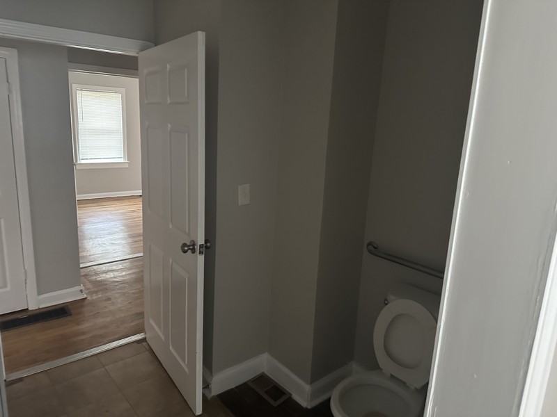 1107 Graymont Dr Sw - Photo 7 of 13